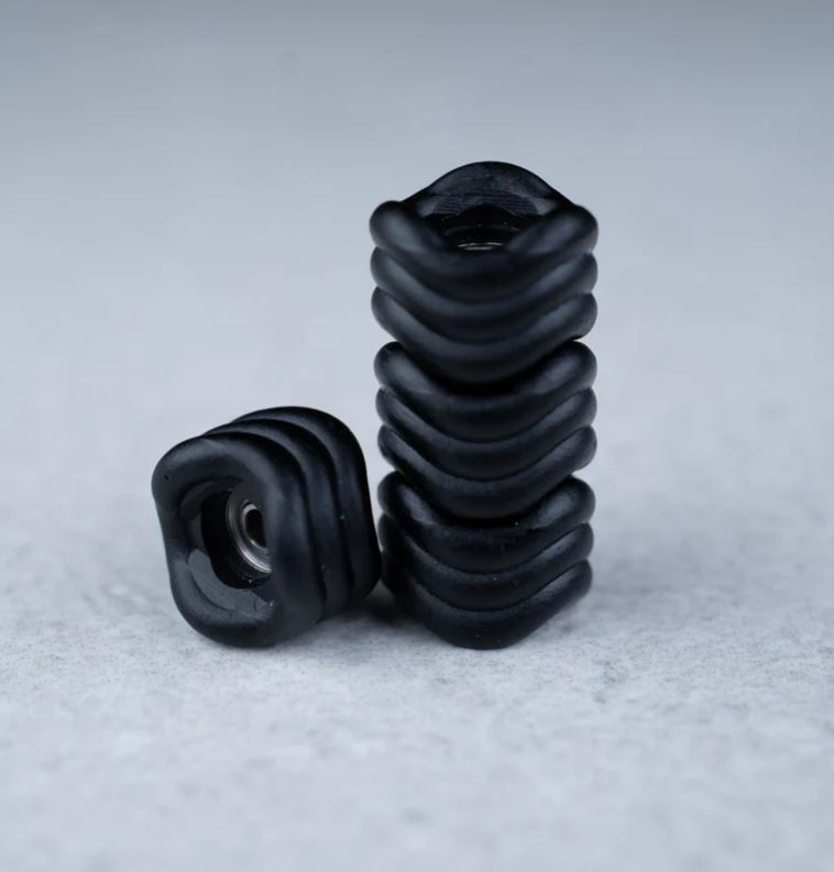 Maple - Shark- černá