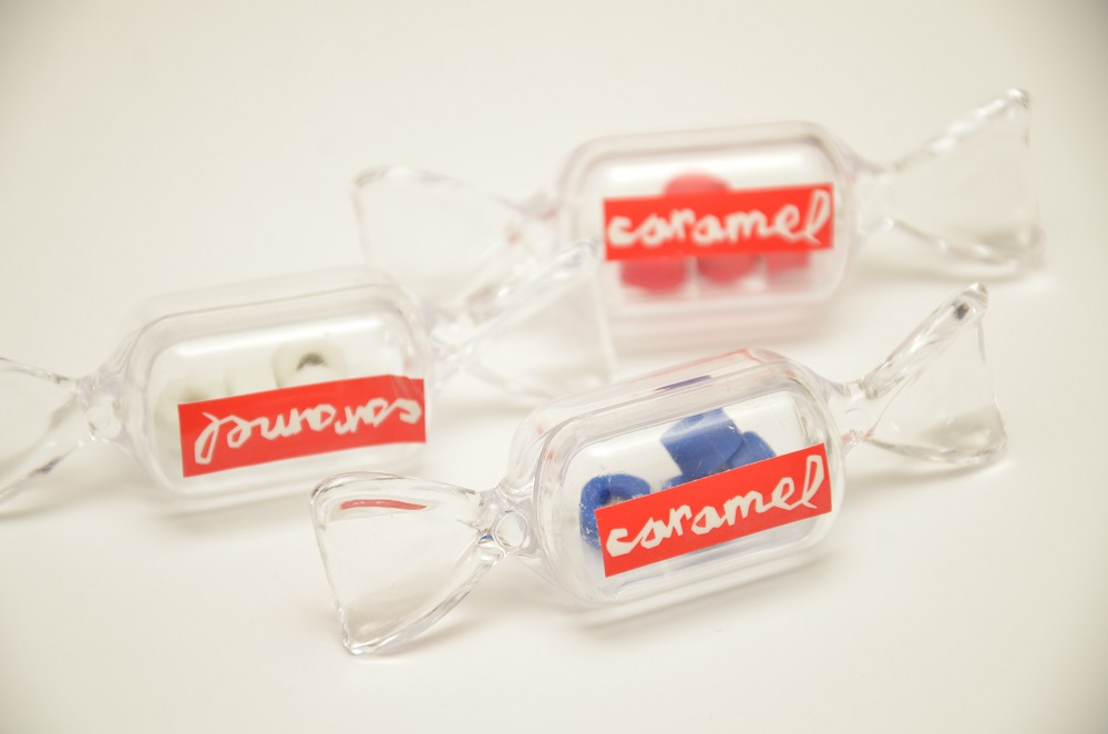 Caramel wheels 8mm Skate shape - bílá