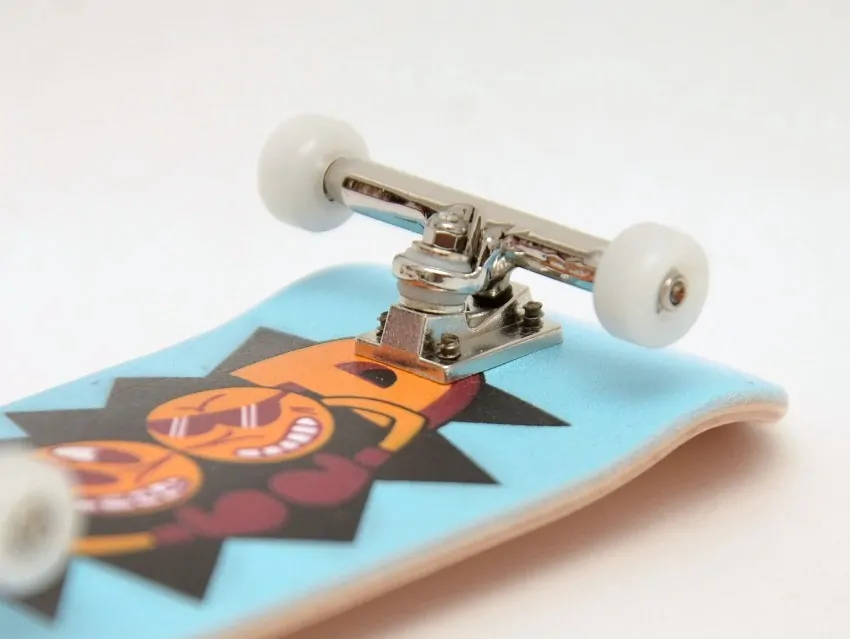 HOOD dřevěný fingerboard - Logo - tyrkysová 34mm