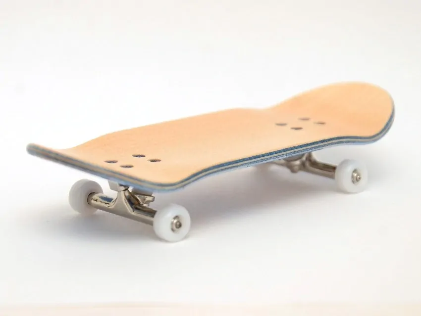 HOOD dřevěný fingerboard - Pool party 34mm