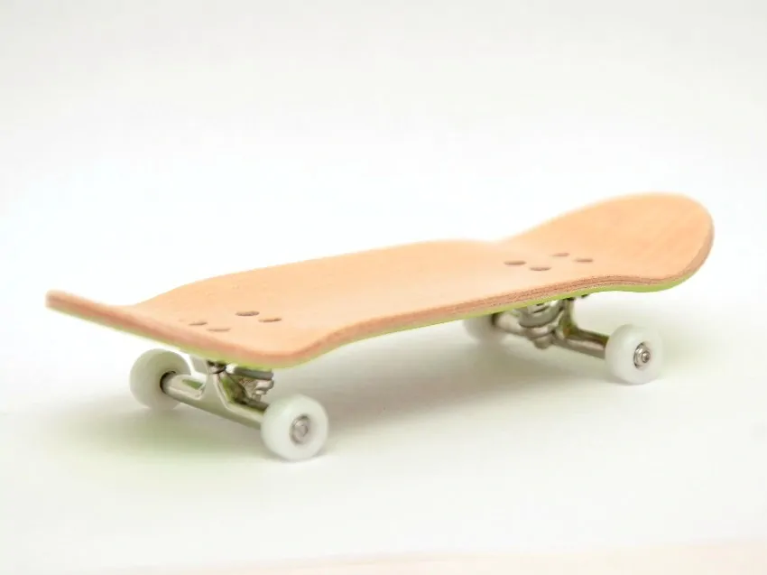 HOOD dřevěný fingerboard - Logo - zelená 34mm